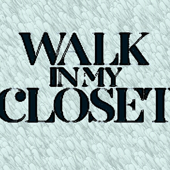 ♥👜👛👙👖🛍👚👢👗👡👠♥ - Picture 1 of 1